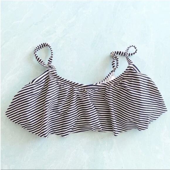 Xhilaration black and white striped bikini top M - Picture 1 of 7